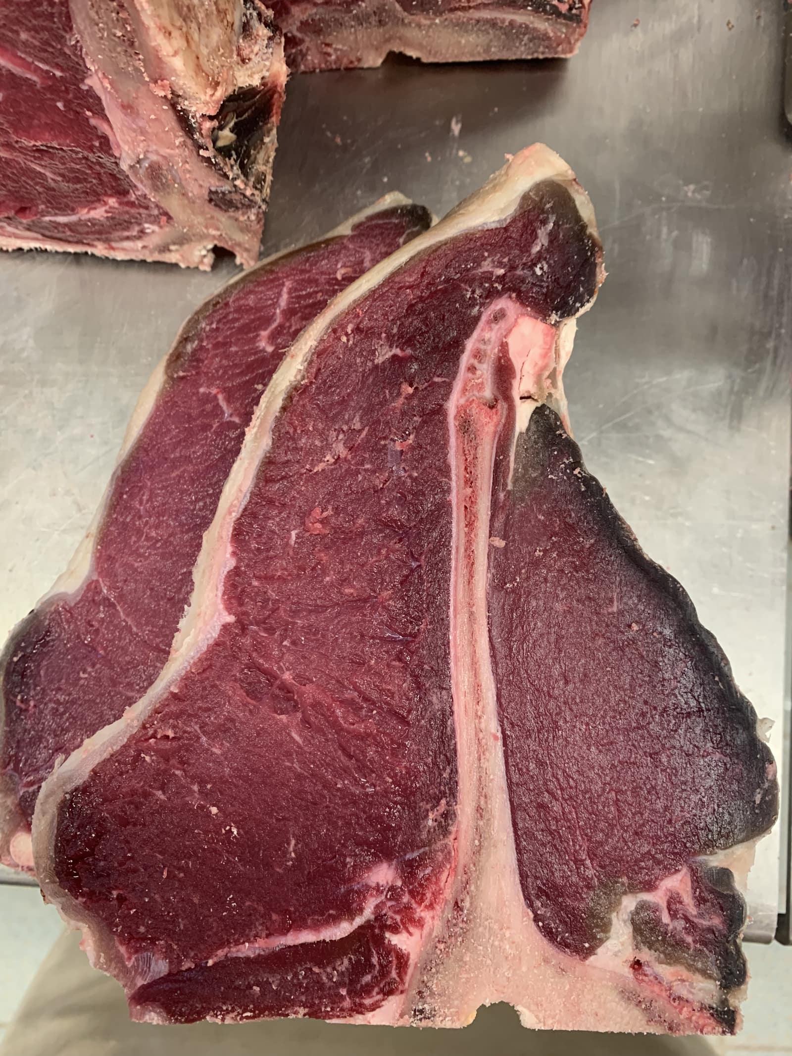 Frische Theke — Bison-Steak